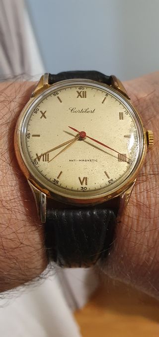 Reloj CORTEBERT 39 MM