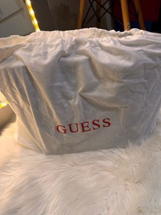 Bolso guess seminuevo