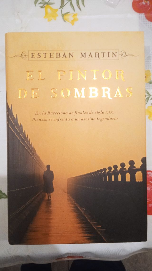 Novelas  / variedad autores