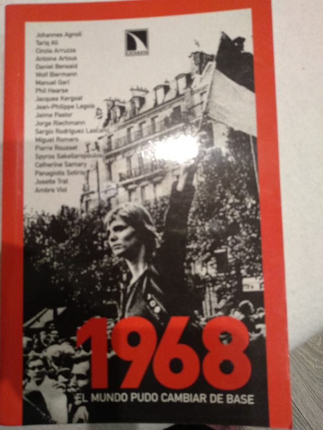 Novelas  / variedad autores