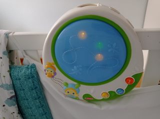 Móvil de cuna Playskool