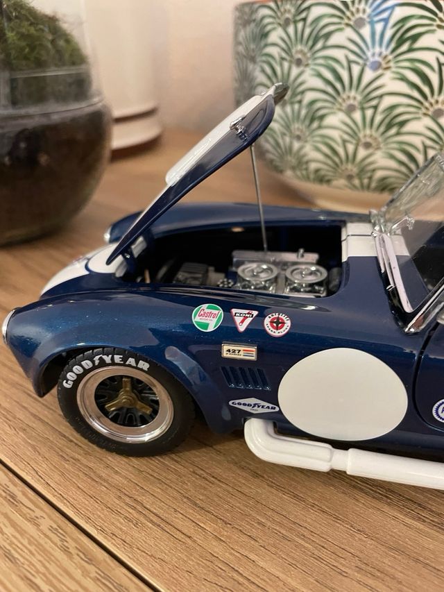Shelby Cobra 427 1:18 Kyosho