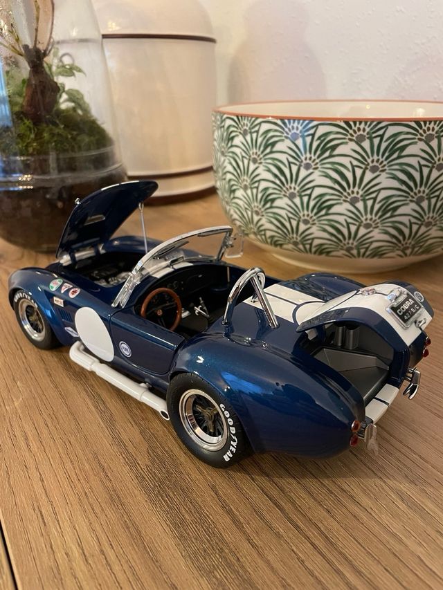 Shelby Cobra 427 1:18 Kyosho
