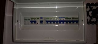 Manitas Electricista. Fontanero.Persianas motor