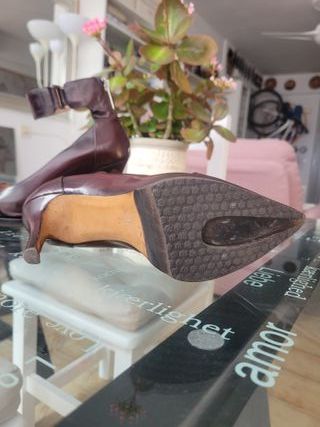 Zapato salón italiano cuero