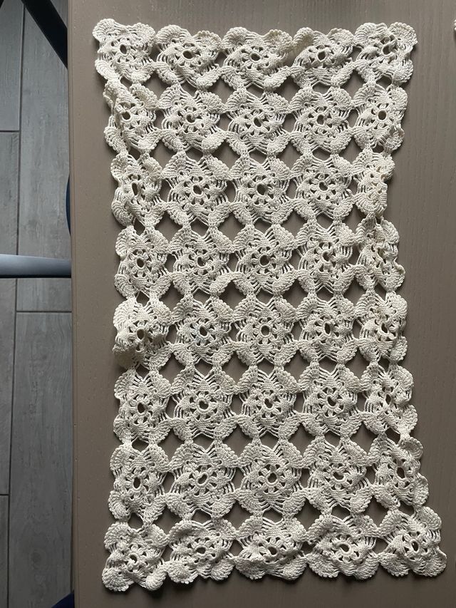 Centrini fatti a mano