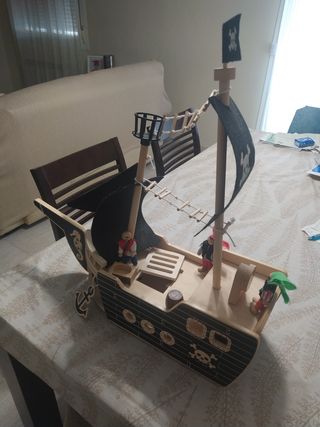 Barco pirata madera