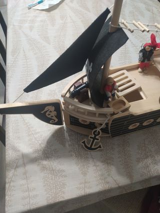 Barco pirata madera