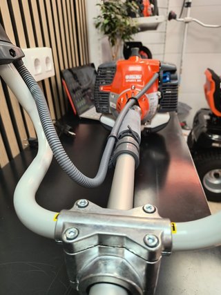 Desbrozadora oleo mac Sparta 381T Stihl Husqvarna