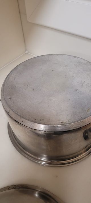 Olla grande 26 cm x 14 alta. Acero inoxidable