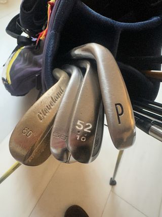 Juego de palos hierros taylormade cleveland