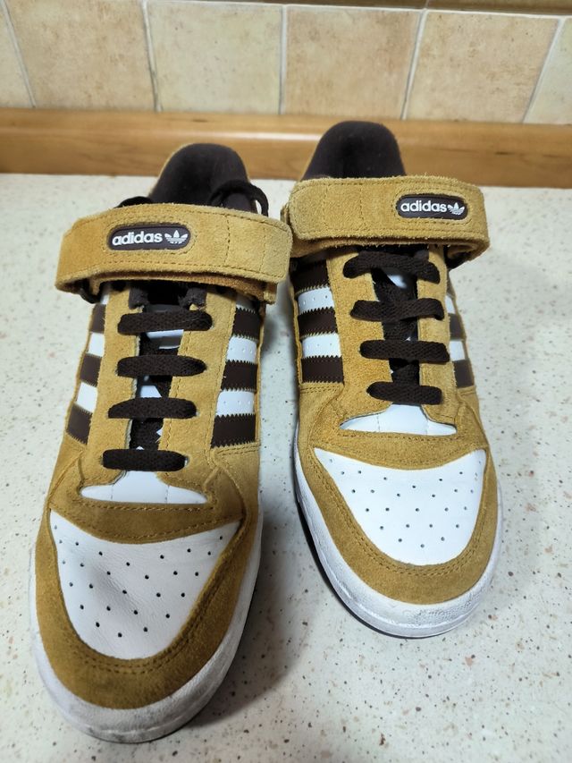 Adidas forum marrones