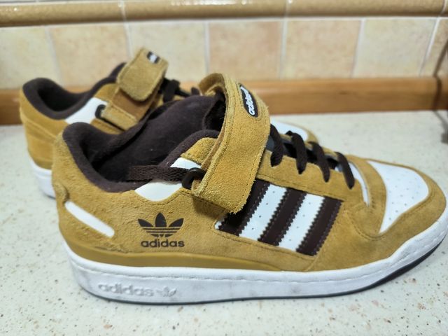 Adidas forum marrones