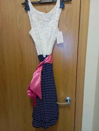 Vestido de fiesta nuevo con etiqueta 