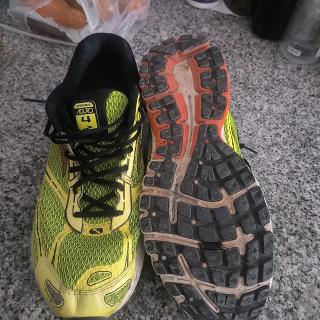 Zapatillas brooks adulto 4