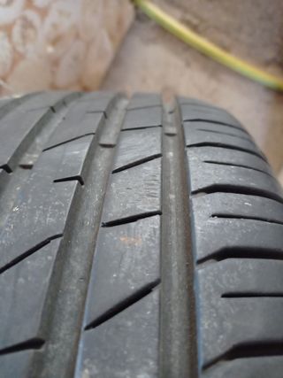 Gomme e cerchi alfa  montate su cerchi lega