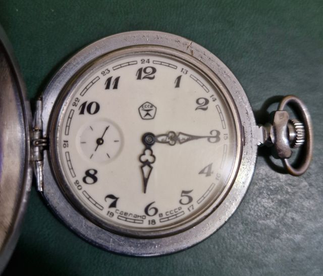 RELOJ SOVIÉTICA MOLNYA