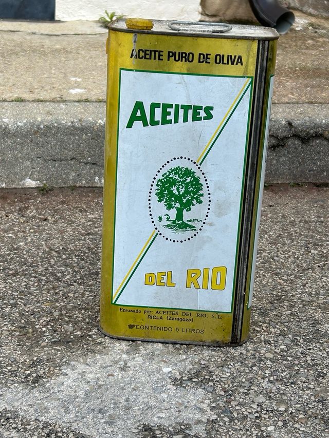Latas aceite