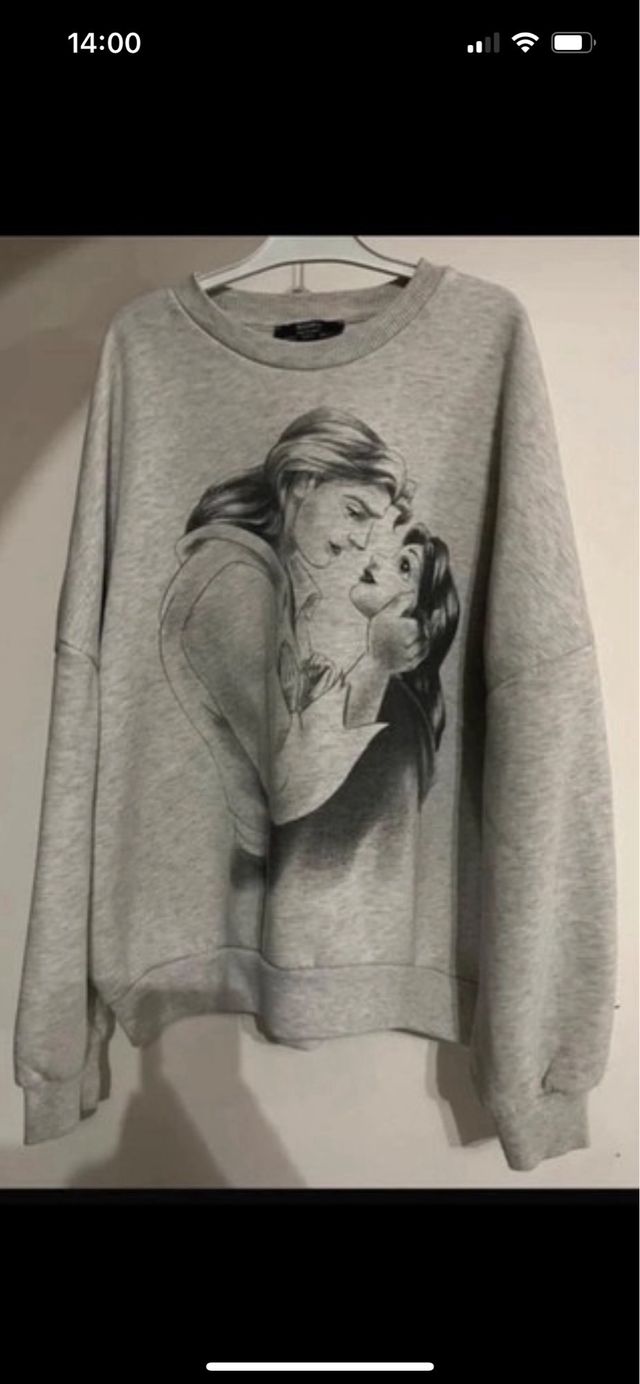 Maglione Bershka collaborazione con Disney
