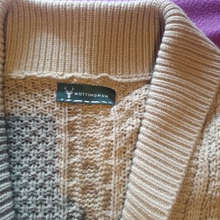 Chaqueta color beige 