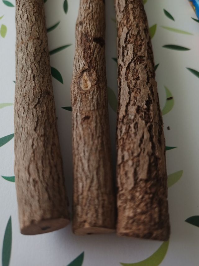 Lápis de madeira e grafite