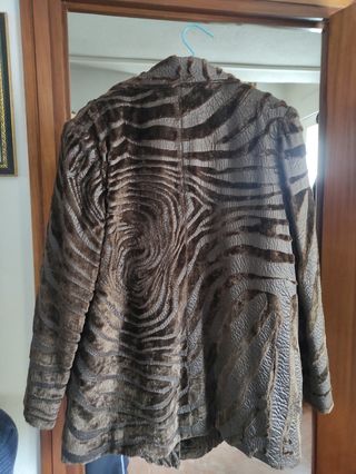 Chaquetón de piel sintética 