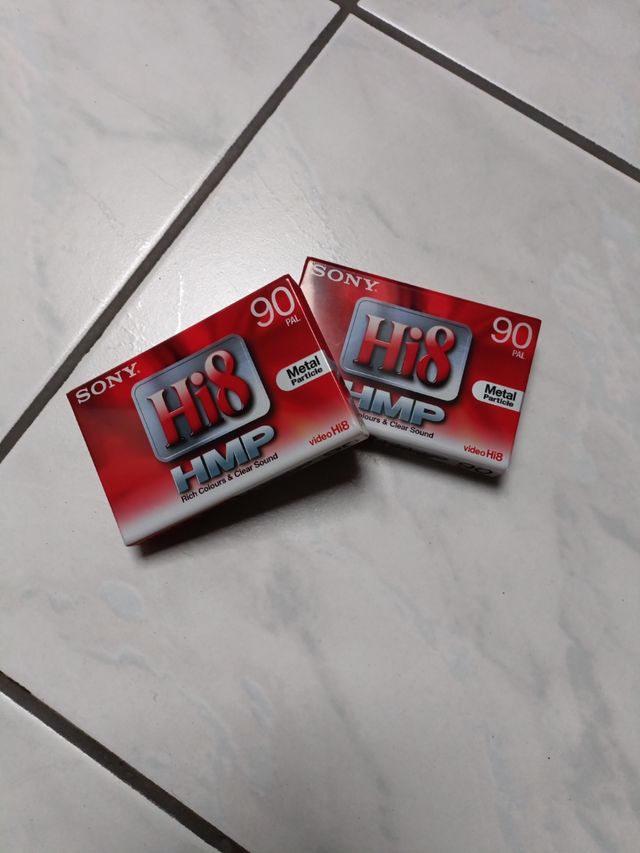 Videocamera Sony CCD-TR750E