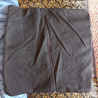 Federe 40x40 in velluto e ricami orienta