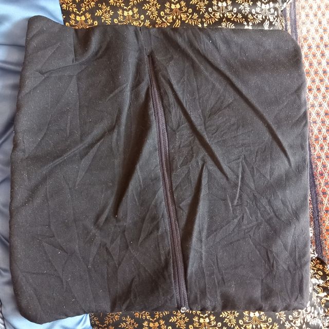 Federe 40x40 in velluto e ricami orienta