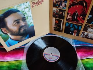 Luciano Pavarotti - yes, Giorgio