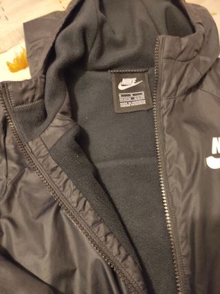 Parka deportiva Nike 