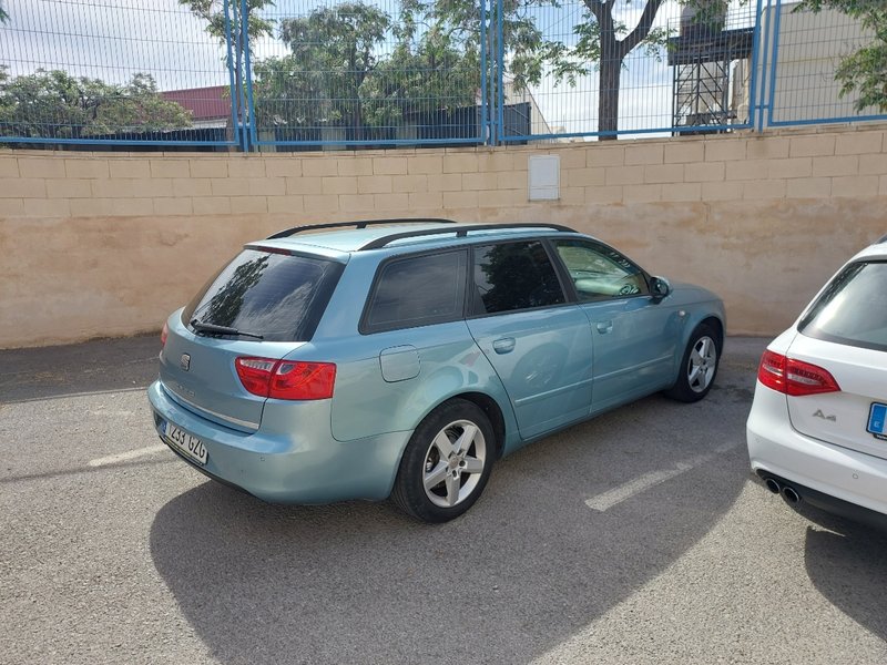 SEAT Exeo 2010 - foto 1