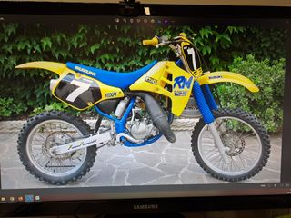Moto Suzuki RM125 1989
