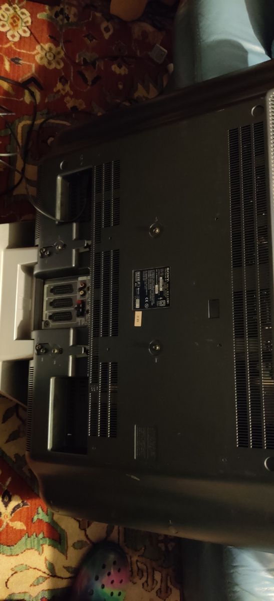 TV LCD Sony Wega 32" (KLV-L32M1)