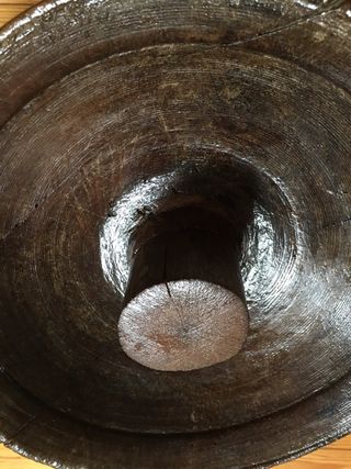 Antiguo plato/escudilla madera para picar