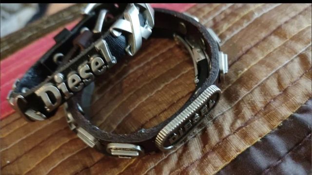 PULSERA DE HOMBRE NUEVA MARCA DIESEL