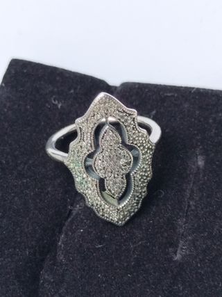 Anillo Pandora encaje vintage plata de ley.