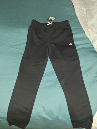 Pantalón nuevo Champion niño 8-10años 