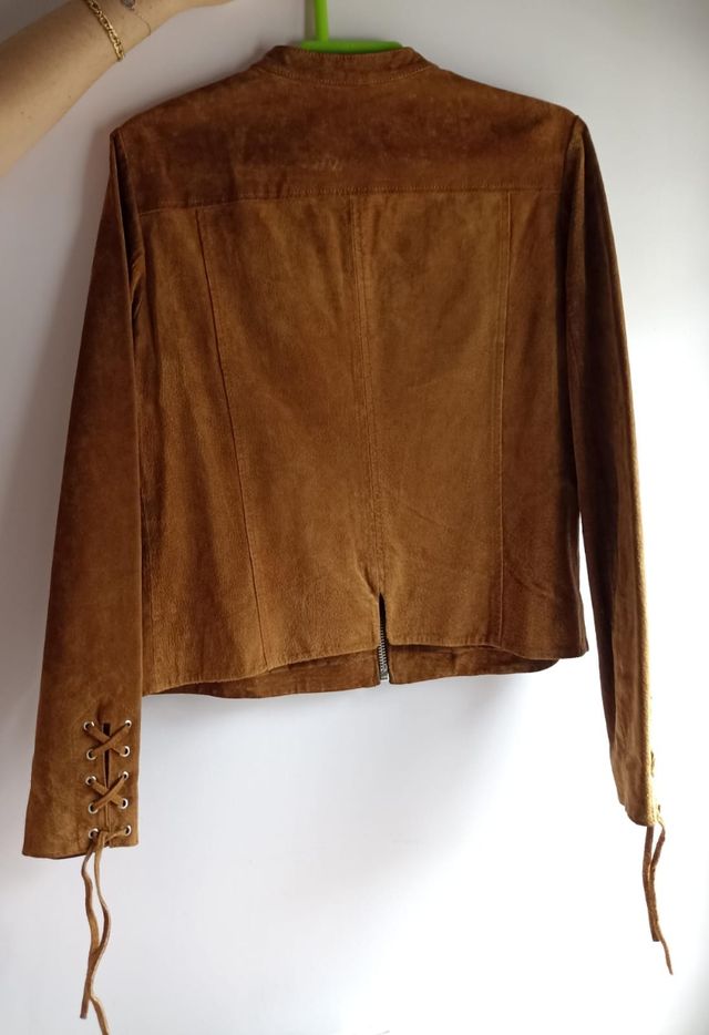 Cazadora de piel