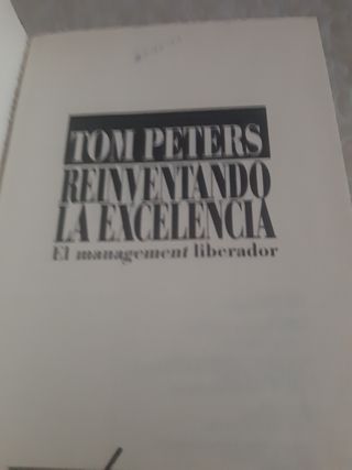 Libro Reinventando la excelencia