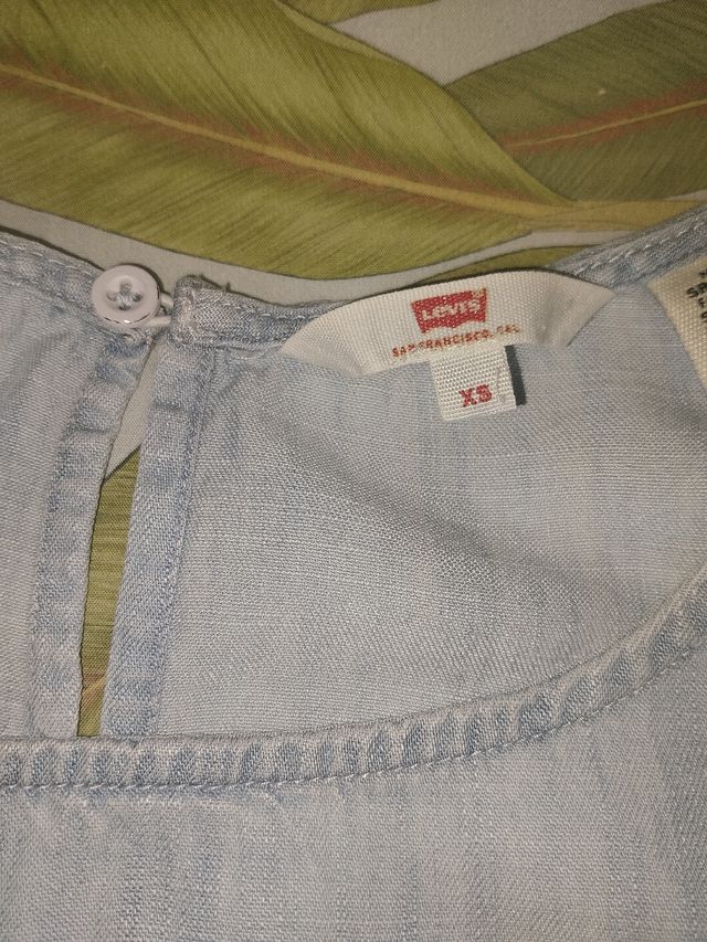 Camisa sin mangas levis xs