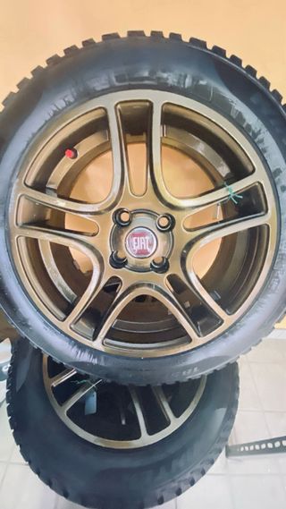 Kit 4 pneumatici + cerchi in lega