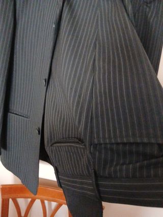 Traje raya diplomatica