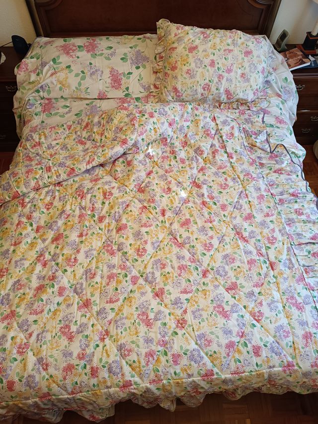 Juego de colcha y cojines a juego Rebajado