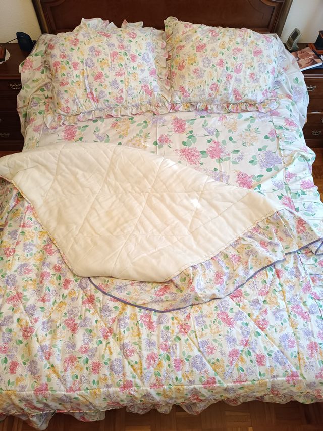 Juego de colcha y cojines a juego Rebajado