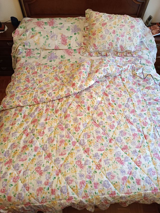 Juego de colcha y cojines a juego Rebajado