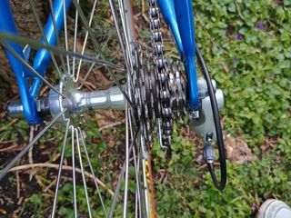 Bici Cinelli. Horquilla carbono, campagnolo, mavic