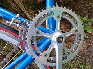 Bici Cinelli. Horquilla carbono, campagnolo, mavic