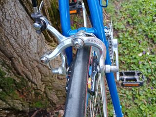 Bici Cinelli. Horquilla carbono, campagnolo, mavic