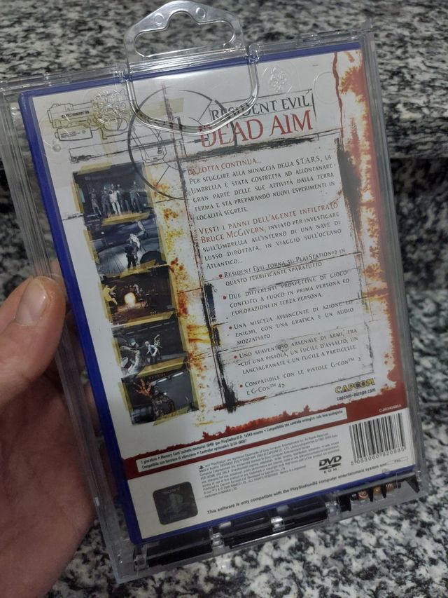 Lotto 34 Case rigidi Ps2/DVD varie